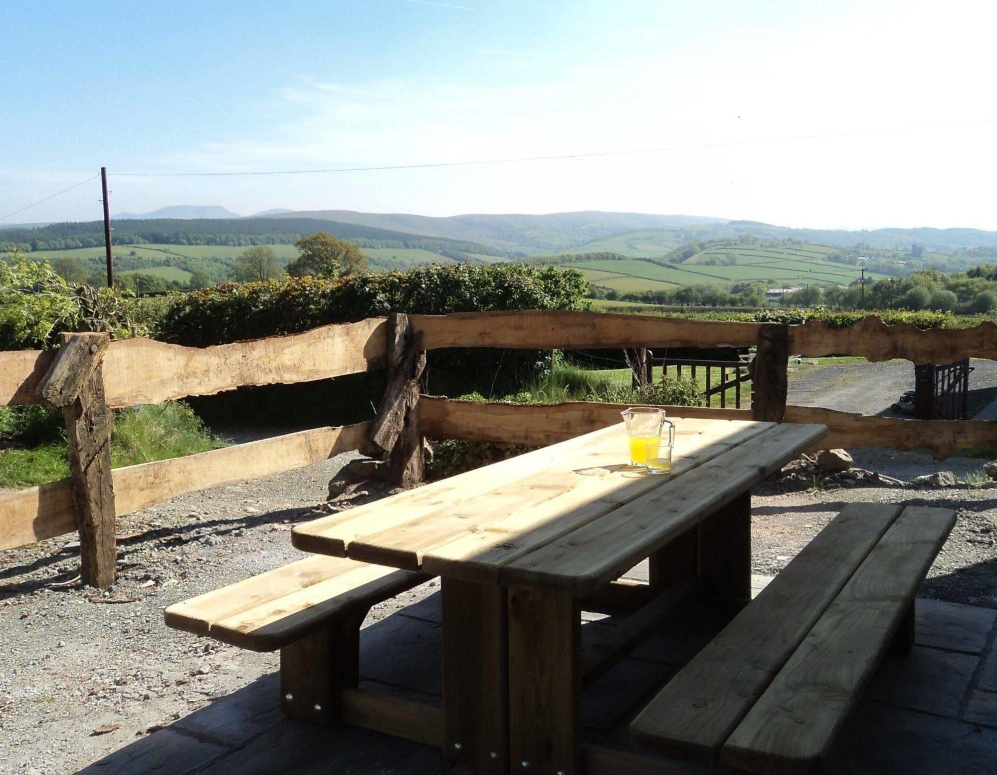 Merlin Cottages Llandovery Eksteriør billede